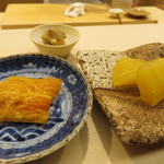 日本橋蛎殻町 すぎた - 数の子の味噌漬け、縞海老の頭の味噌炒め、生ばちこ2