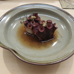 日本橋蛎殻町 すぎた - 蛸の柔らか煮 地辛子で1