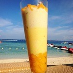 Shangri-La's Mactan Resort and Spa Cebu - ビーチで食べれるマンゴーパフェ