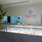 Tarte by Cheryl koh - 店内