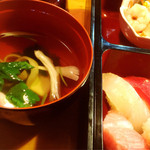 豊鮨 - 雲丹豆腐とアオサの吸い物！