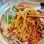 麺 やまらぁ - パッツリ食感も良い太麺！