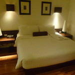 Triple Two Silom - ベッド