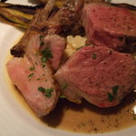 Kamekichi - タスマニア産　仔羊背肉のロースト　ブルーチーズソース （￥2900）