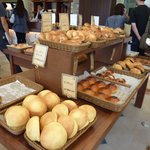 GRILL RESTAURANT/ BAKERY MARKET CO･PO･LI - 米粉のパンをはじめ種類も豊富です。