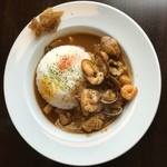 湖亭 - シーフードカレー   1340円