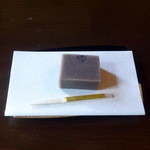 茶室寿楽庵 - 抹茶セット（1,000円）につく「日の出前」