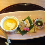 皆美館 - 夕食、湯葉茶碗、甘鯛柚庵焼き、もずく酢