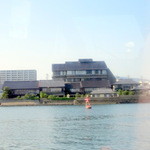 皆美館 - 宍道湖から望む