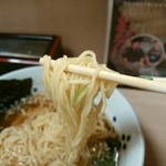 浅草名代らーめん 与ろゐ屋 - 細麺リフトアップ！