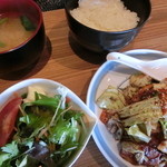 だいにんぐ友 - ホイコの全貌　これにドリンクが付く  2016.5