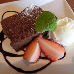 だいにんぐ友 - 本日のデザート　チョコスフレ  2016.5