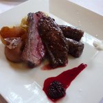 ウシマル - ＜2010年9月＞勝浦産夏鹿ロース　サルシッチャもついてワイルドなお味