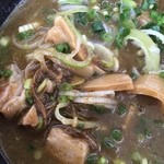 食い味の道有楽 - スネほぐし身が独特のスパイスが効いている