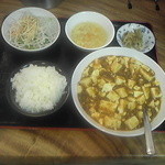 栄達 - 麻婆豆腐定食
