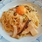 鎌倉パスタ  - 鰹出汁で仕上げた和風カルボナーラ