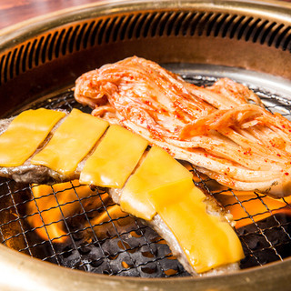 ランチタイム限定 北谷龍の北谷式サムギョプサル食べ放題 ドリンクバー付き 14 30受付最終となります 北谷龍 チャタンドラゴン 北谷町 焼肉 食べログ