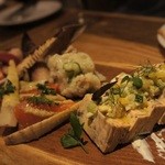 LODGE BISTRO SARU - 八海山サーモンとキノコのテリーヌ、ノーマヨ ヘルシーポテトサラダ