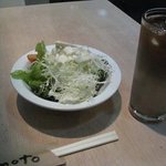 ５ ＰＩＡＴＴＯ - サラダのドレッシングがチーズ風味だったのが意外で美味しかった♪