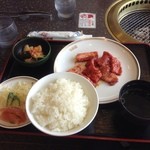 焼肉　新羅 - 