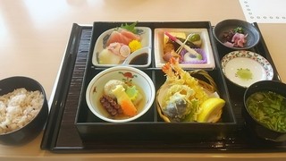 Medhiko - 季節の松花堂弁当