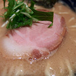 九段 斑鳩 - らー麺（720円）
