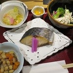 米処 さらさ - 一汁三菜 土日祝限定ランチ