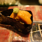 第三春美鮨 - エゾバフン雲丹　北海道国後島
      