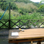 わさび農家の縁側カフェ - 2016/5　テーブル席から見える風景