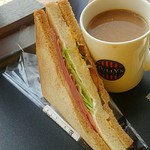 Tully's Coffee - 本日のコーヒーとH L T 530円税込