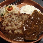 びっくりドンキー - カリーバーグディッシュ300ｇ(1342円)