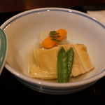 新宿 京懐石 柿傳 - サトイモゆば穴子の炊合せ