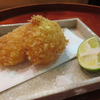 酒斎 伊とう - 油物：鱧フライ、塩で2