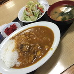 動坂食堂 - ビーフカレー（７５０円）２０１６年５月