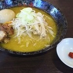 神楽 - 味玉味噌ラーメン￥910