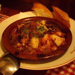 ロス・レイエス・マーゴス - 真ダコのニンニク土鍋焼（1,365円）