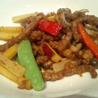 四川豆花飯荘 東京店 - ランチ（牛肉と季節野菜のＸＯ醤炒め）