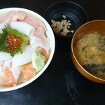 まぐろレストラン - 北海親子丼定食１０００円(201605)