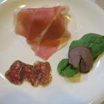 山猫軒 - 28年5月　パルマ生ハムメロン、バスクサラミ、丹波鹿肉ハム