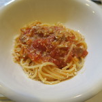 山猫軒 - 28年5月　トマト・モッツアレラパスタ