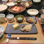 ふかほり邸 - 朝採れの新鮮な卵で卵かけご飯