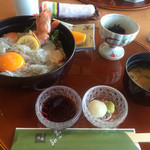 料理旅館 海若の宿 - 生シラス海鮮丼