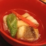 葛城 北の丸 - 椀物❣️
                                ・真鯛の煮麺仕立て