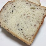 パン・ドゥ・マルシェ - 発芽玄米と黒米玄米の食パン