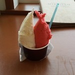 ミルティーロ - ジェラートのダブル(440円)です。