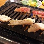 Yakiniku Sakaba Yonchan - 上ミノとよんちゃんカルビかな？