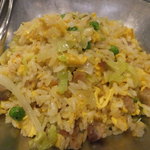 菜香新館 - 五目炒飯(950円)
      