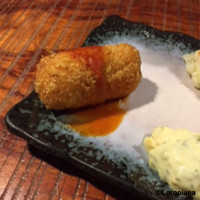 赤坂 津つ井 総本店 - かにクリームコロッケ