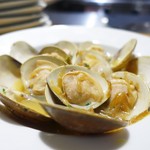 グータン - はまぐりのオニオンスープ蒸し