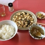 福清楼 - マーボー定食です。見た目よりも辛いです。